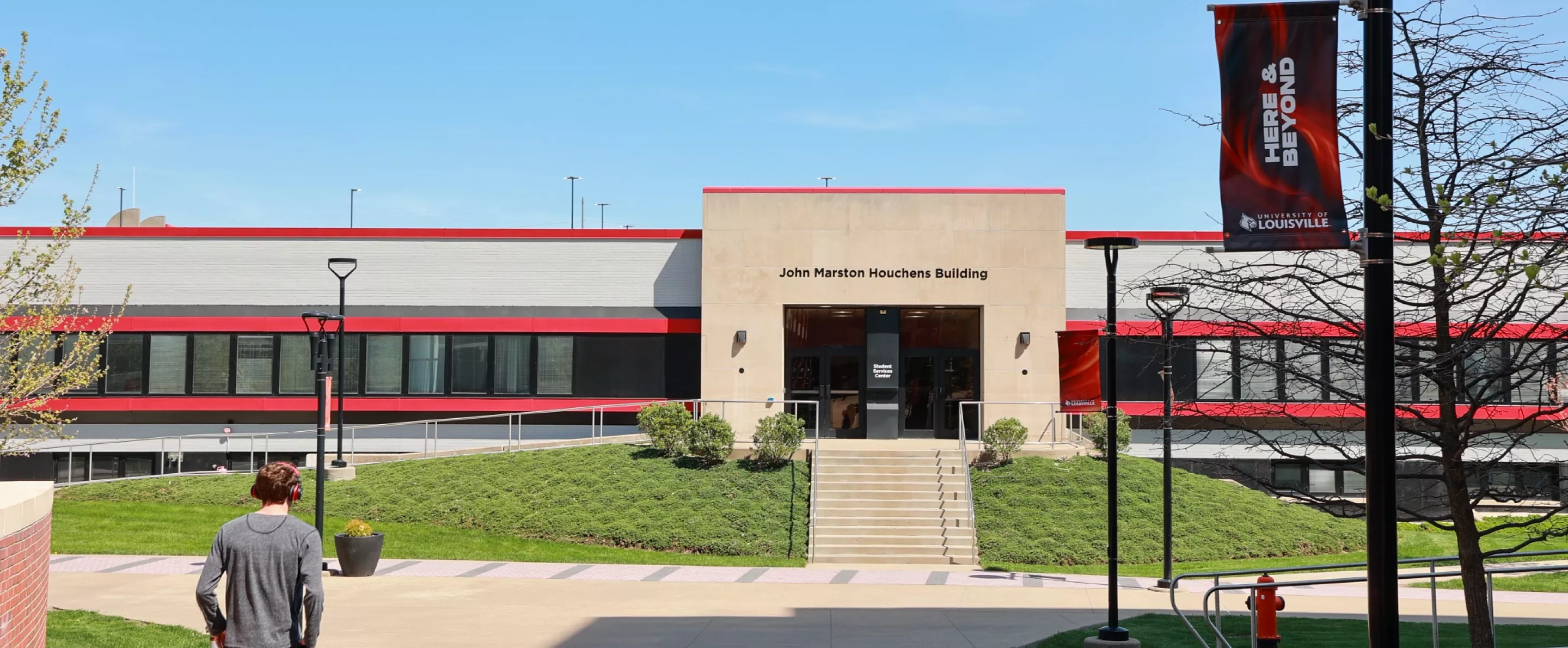 Campus Beauty Photos in Spring 2025