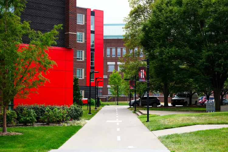 Intersecting sidewalks outside of Belknap Villages residence halls